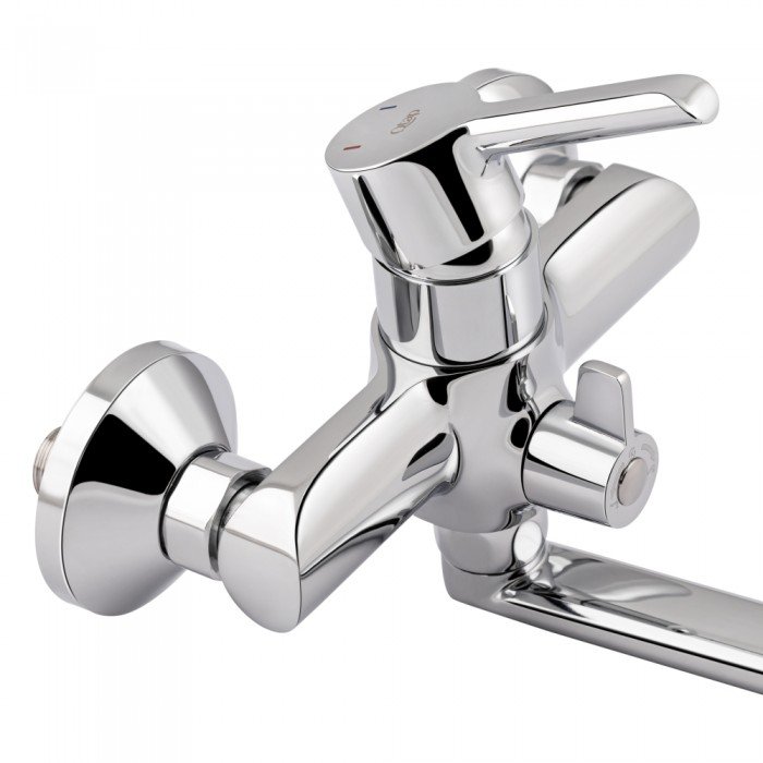 Смеситель для ванны Qtap Grand с поворотным изливом (c душевым гарнитуром) QTGRACRM005 Chrome Смеситель для ванны Qtap Grand с поворотным изливом (c душевым гарнитуром) QTGRACRM005 Chrome