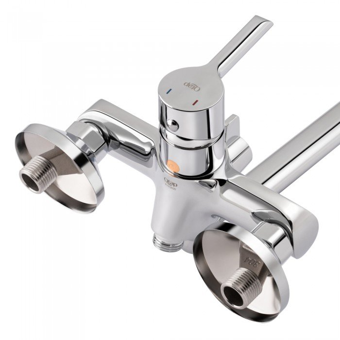 Смеситель для ванны Qtap Grand с поворотным изливом (c душевым гарнитуром) QTGRACRM005 Chrome Смеситель для ванны Qtap Grand с поворотным изливом (c душевым гарнитуром) QTGRACRM005 Chrome