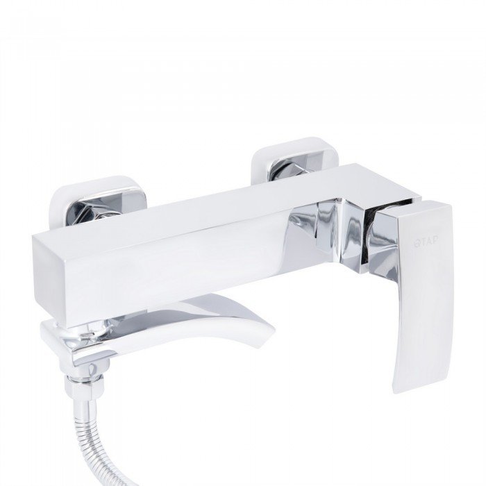 Змішувач для ванни Qtap Swan Cascada з поворотним виливом (з душовим гарнітуром) QTSWA260CRM45565 Chrome Змішувач для ванни Qtap Swan Cascada з поворотним виливом (з душовим гарнітуром) QTSWA260CRM45565 Chrome
