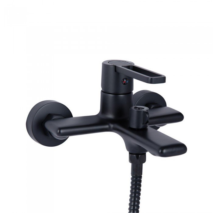 Смеситель для ванны Qtap Taurus (c душевым гарнитуром) QTTAU259BLM45662 Black Matt Смеситель для ванны Qtap Taurus (c душевым гарнитуром) QTTAU259BLM45662 Black Matt