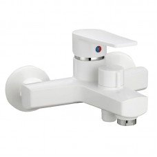 Смеситель для ванны Plamix Leo-009 Euro White (без шланга и лейки) (PM0633) Смеситель для ванны Plamix Leo-009 Euro White (без шланга и лейки) (PM0633)