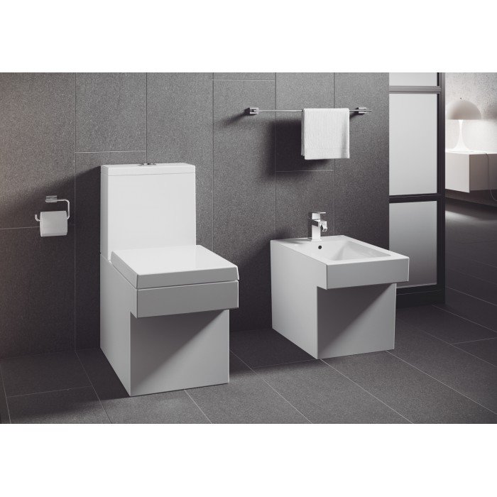 Набір аксесуарів 3 в 1 Grohe Essentials Cube New (40757001)