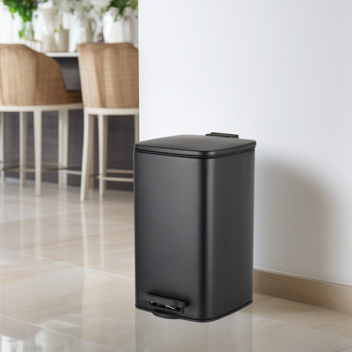 Відро для сміття з плавним закриттям квадратне Zerix Kubix-TC0108 Black 8 л колір чорний (ZX5892)