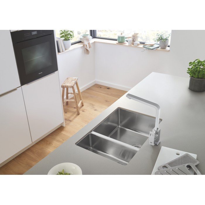 Змішувач для кухні Grohe Eurocube (31255000) Змішувач для кухні Grohe Eurocube (31255000)