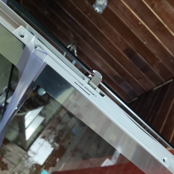 Дверь в нишу Koer SR SD05-120x200-TR-01 прозрачное стекло Easy Clean 6мм, хром (KR5405) Дверь в нишу Koer SR SD05-120x200-TR-01 прозрачное стекло Easy Clean 6мм, хром (KR5405)