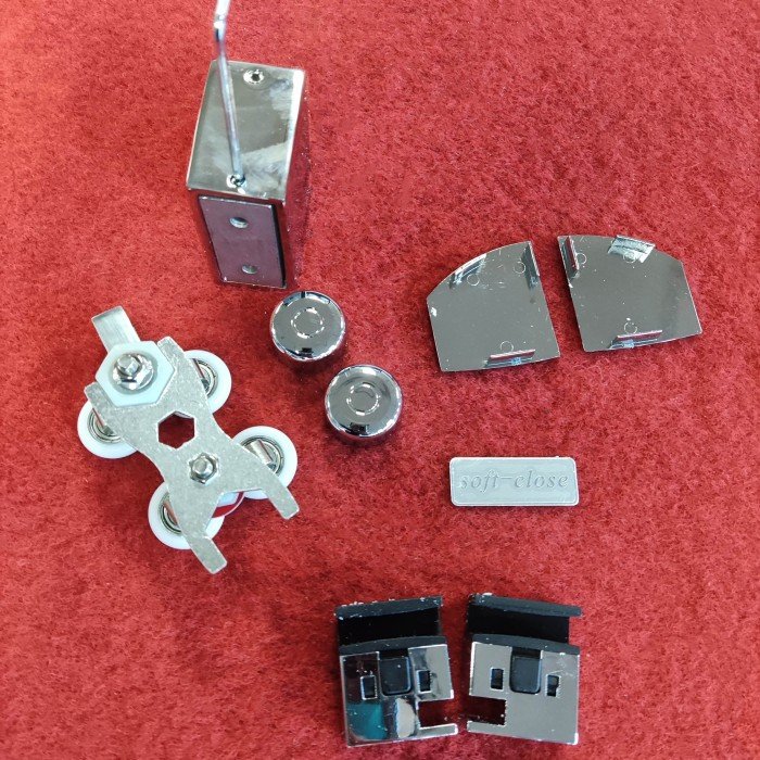 Дверь в нишу Koer SR SD05-120x200-TR-01 прозрачное стекло Easy Clean 6мм, хром (KR5405) Дверь в нишу Koer SR SD05-120x200-TR-01 прозрачное стекло Easy Clean 6мм, хром (KR5405)