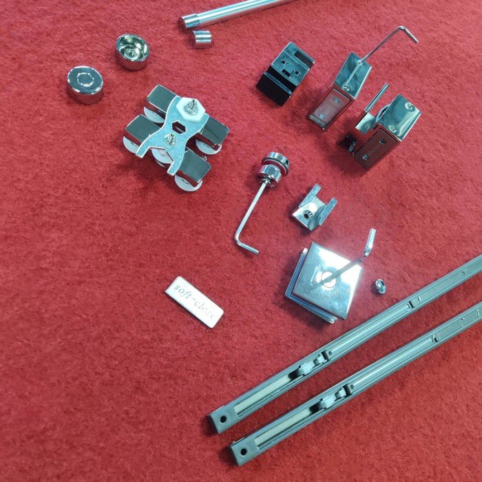 Дверь в нишу Koer SR SD02-140x200-TR-01 прозрачное стекло Easy Clean 8мм, хром (KR5383) Дверь в нишу Koer SR SD02-140x200-TR-01 прозрачное стекло Easy Clean 8мм, хром (KR5383)