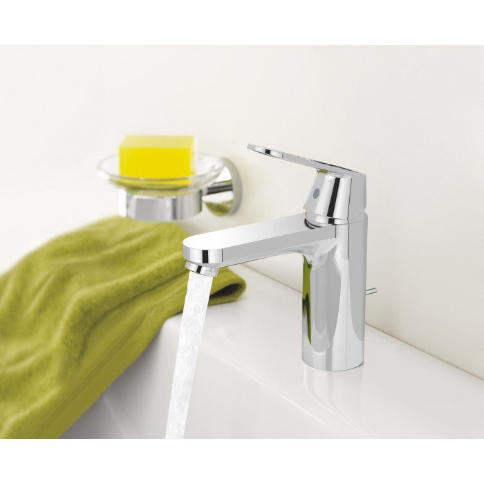 Смеситель для раковины M-размера Grohe Eurosmart Cosmopolitan (23325000) Смеситель для раковины M-размера Grohe Eurosmart Cosmopolitan (23325000)
