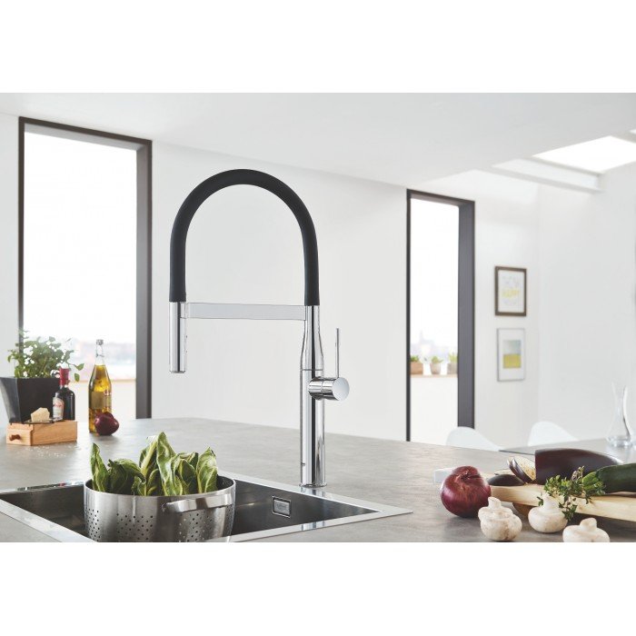 Смеситель для кухни с гибким изливом Grohe Essence New (30294000) Смеситель для кухни с гибким изливом Grohe Essence New (30294000)