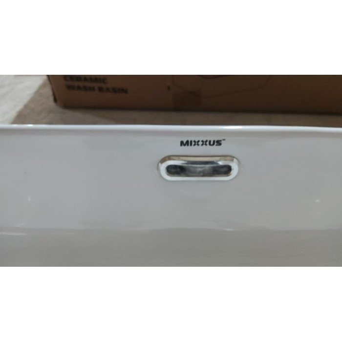 Раковина накладная Mixxus Premium QUADRO-0209 600х370х140mm с переливом (MP6522) Раковина накладная Mixxus Premium QUADRO-0209 600х370х140mm с переливом (MP6522)