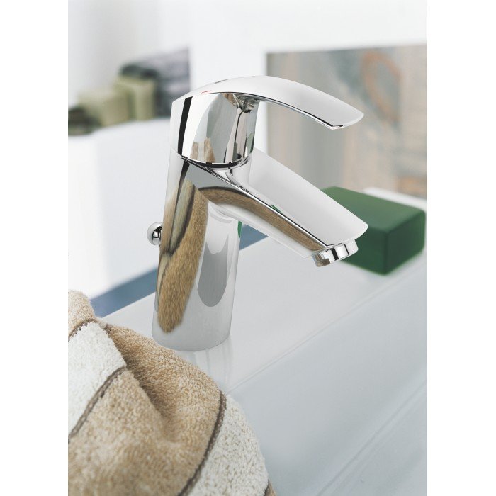 Смеситель для раковины M-размера Grohe Eurosmart (23322001) Смеситель для раковины M-размера Grohe Eurosmart (23322001)