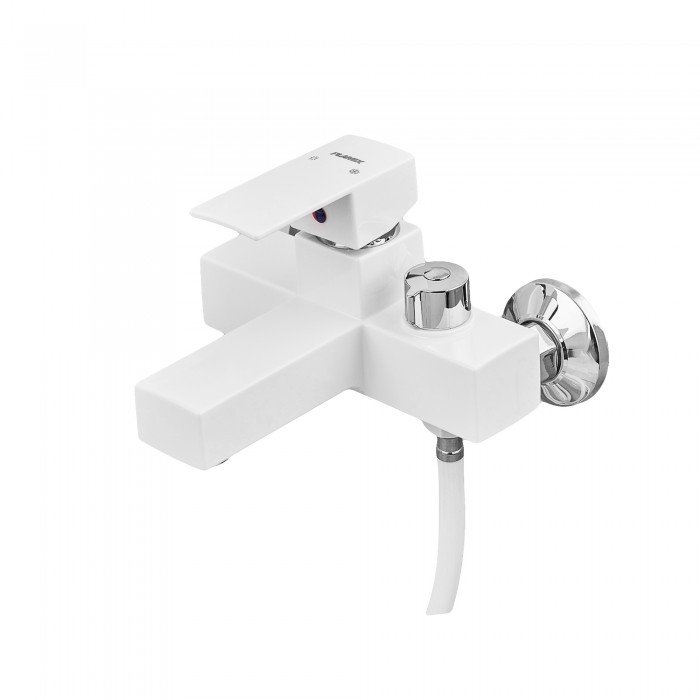 Смеситель для ванны Plamix Kubus-009 EURO SET White (со шлангом, лейкой и кронштейном) (PM0673) Смеситель для ванны Plamix Kubus-009 EURO SET White (со шлангом, лейкой и кронштейном) (PM0673)