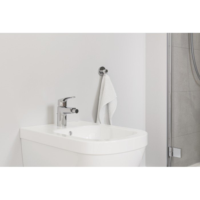 Крючок для халата Grohe Essentials New (40364001) Крючок для халата Grohe Essentials New (40364001)